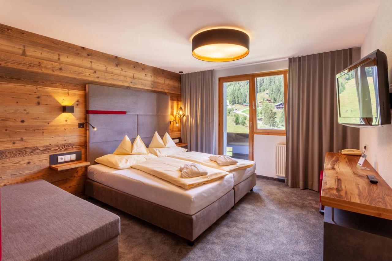 สปอร์ต แอนด์ ไวทัลโฮเทล แบชมานน์ Hotel การ์กเอลเลิน ภายนอก รูปภาพ