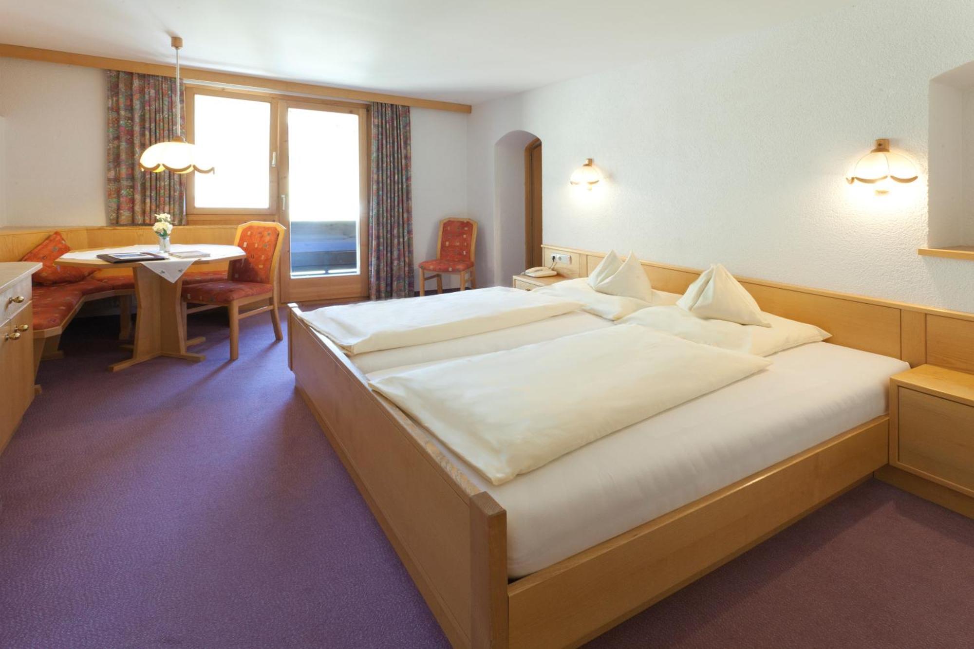 สปอร์ต แอนด์ ไวทัลโฮเทล แบชมานน์ Hotel การ์กเอลเลิน ห้อง รูปภาพ