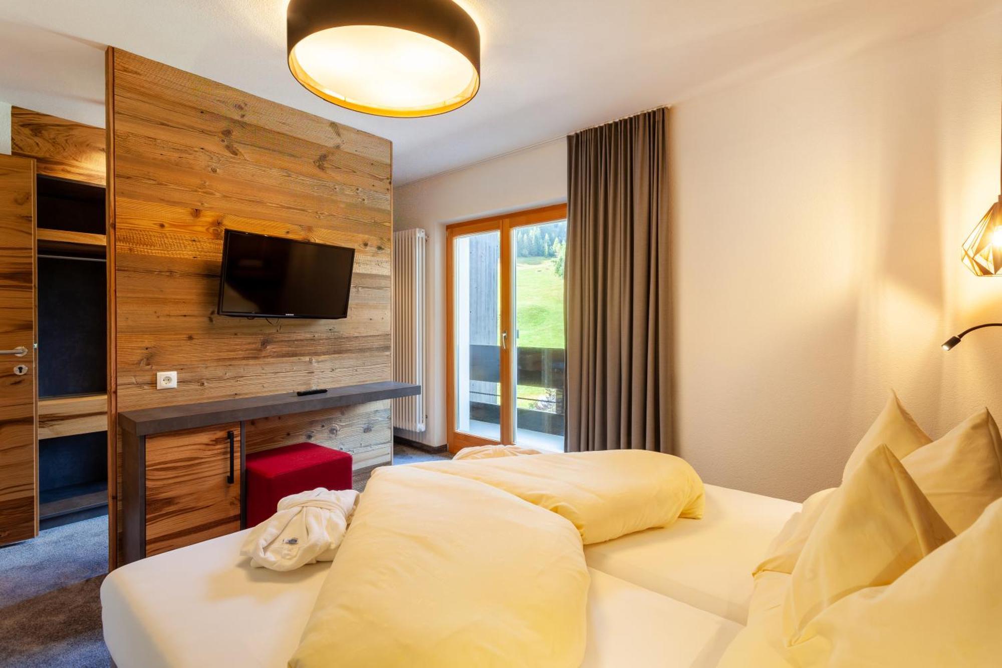 สปอร์ต แอนด์ ไวทัลโฮเทล แบชมานน์ Hotel การ์กเอลเลิน ภายนอก รูปภาพ